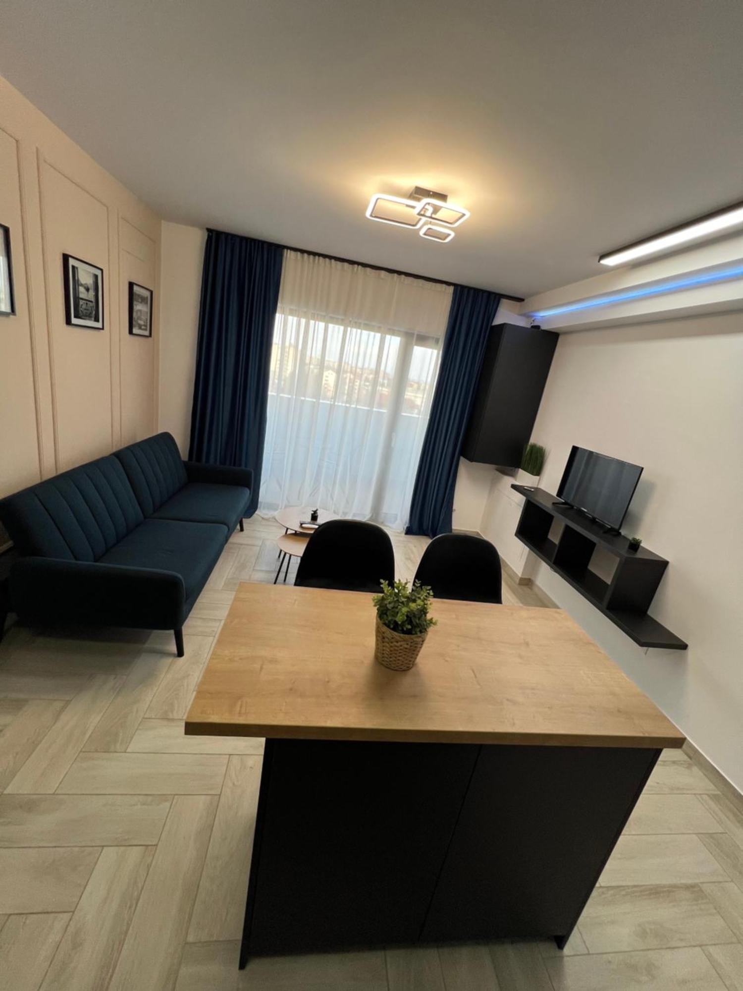 Sunny Avanera Apartment *