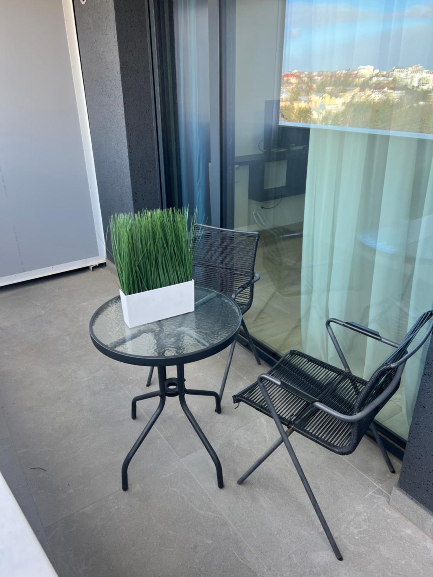Sunny Avanera Apartment *
